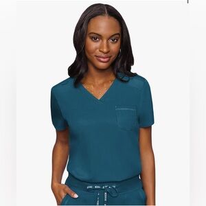 Med Couture Caribbean blue V-Neck scrub Top